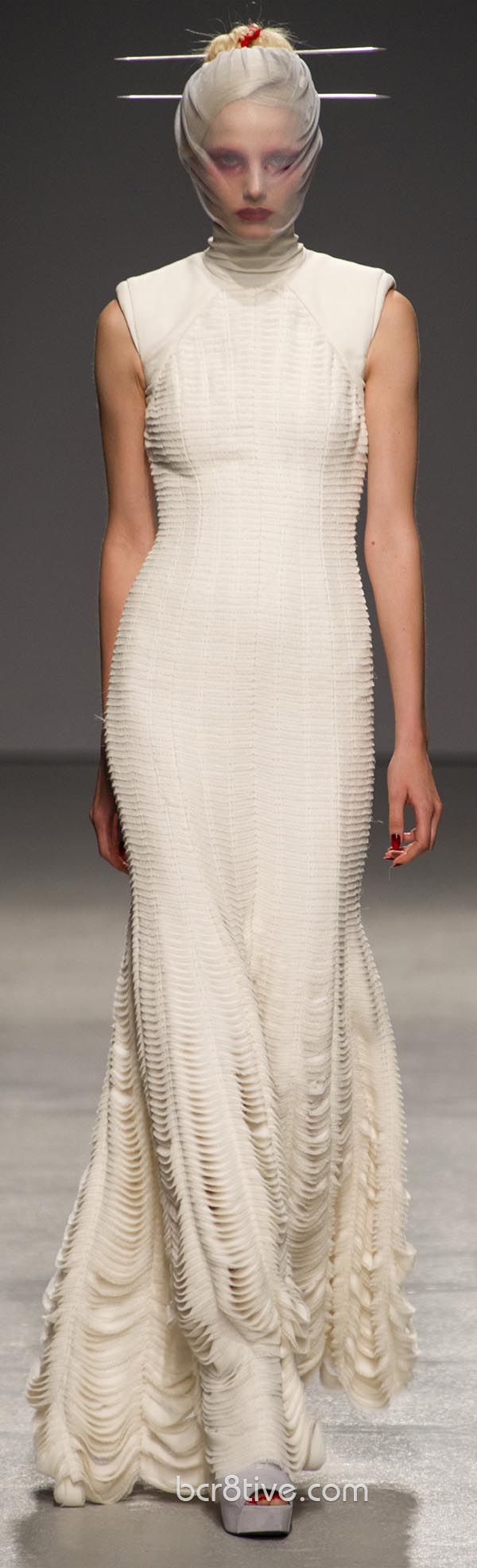 Gareth Pugh Spring Summer 2013 Ready To Wear Collection