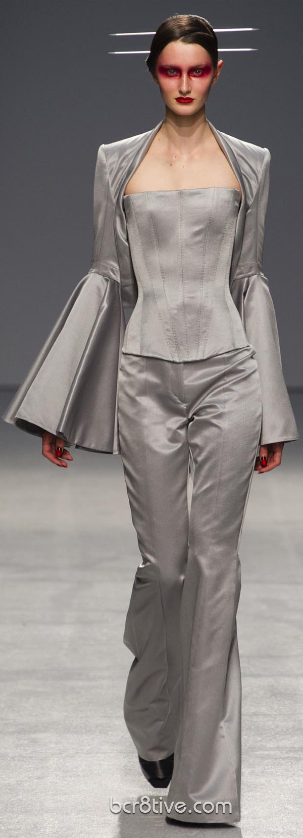 Gareth Pugh Spring Summer 2013 Ready To Wear Collection