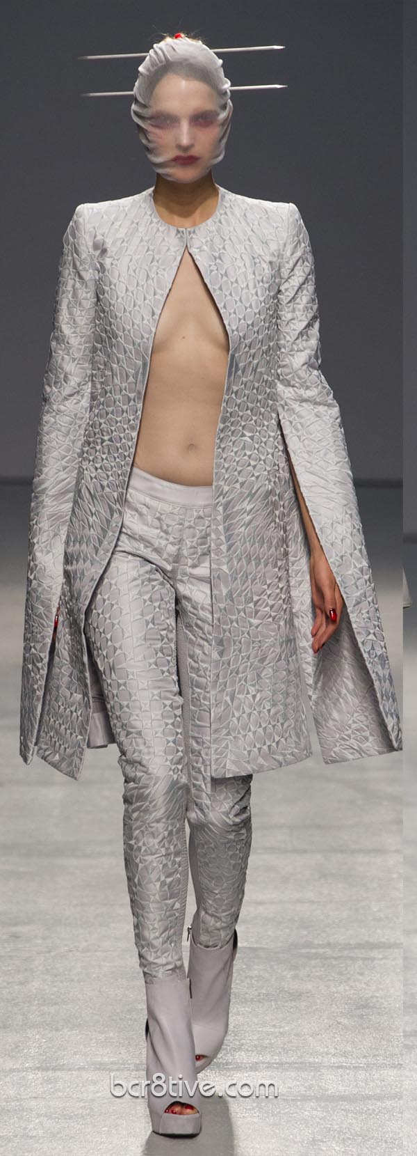 Gareth Pugh Spring Summer 2013 Ready To Wear Collection