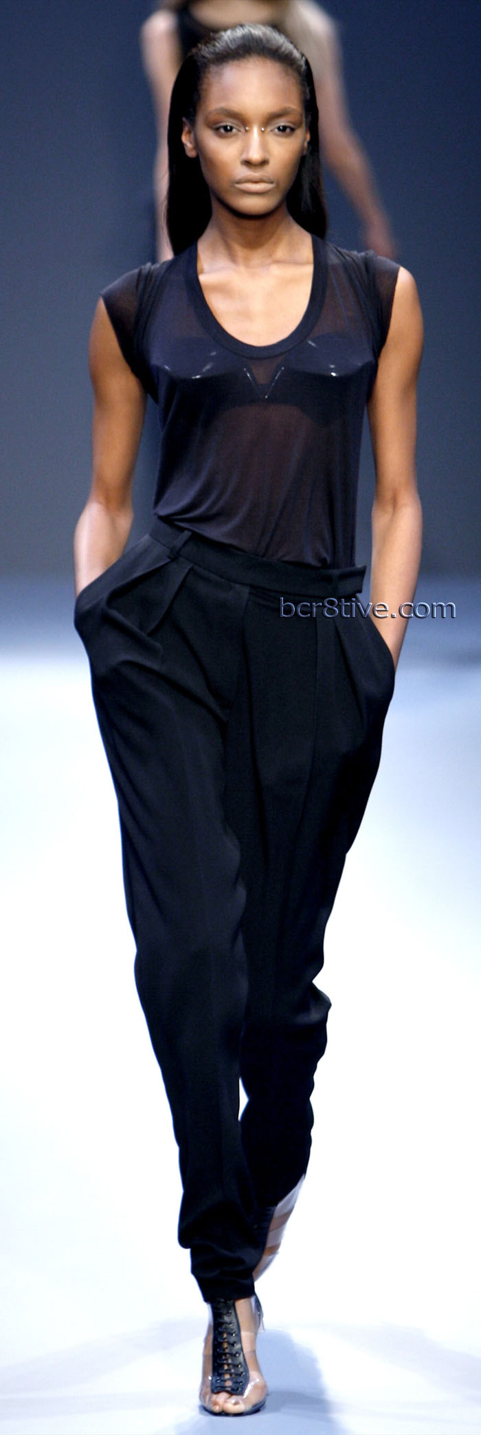 Hakaan Spring Summer 2011 Ready To Wear