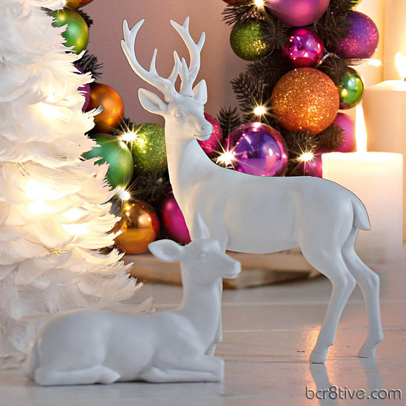 White Reindeer and White Feather Christmas Tree from Impressionen