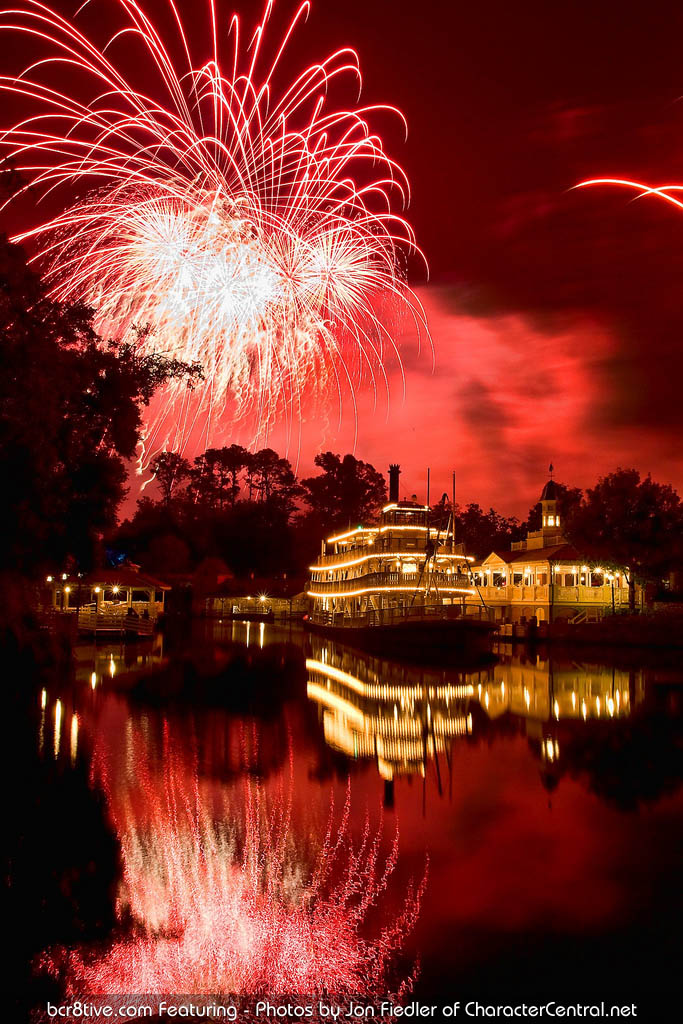 Walt Disney World - Liberty Belle Riverboat & Fireworks in Magic Kingdom - Photo by Jon Fiedler