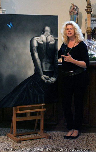 Christiane Vleugels with the Eunich II during the exhibition at Ravenhof