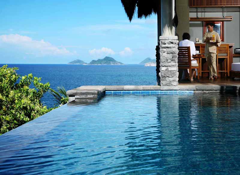 Maia Luxury Resort & Spa - Infinity Pool - Seychelles