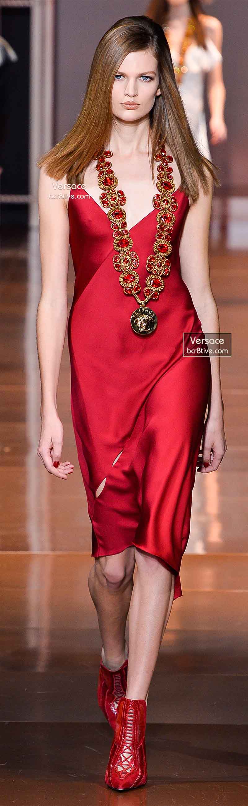 Versace Fall 2014 - Bette Franke