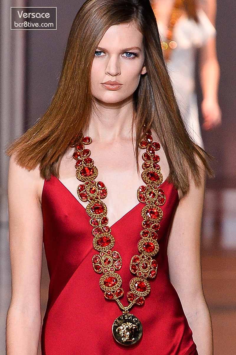 Versace Fall 2014 - Bette Franke