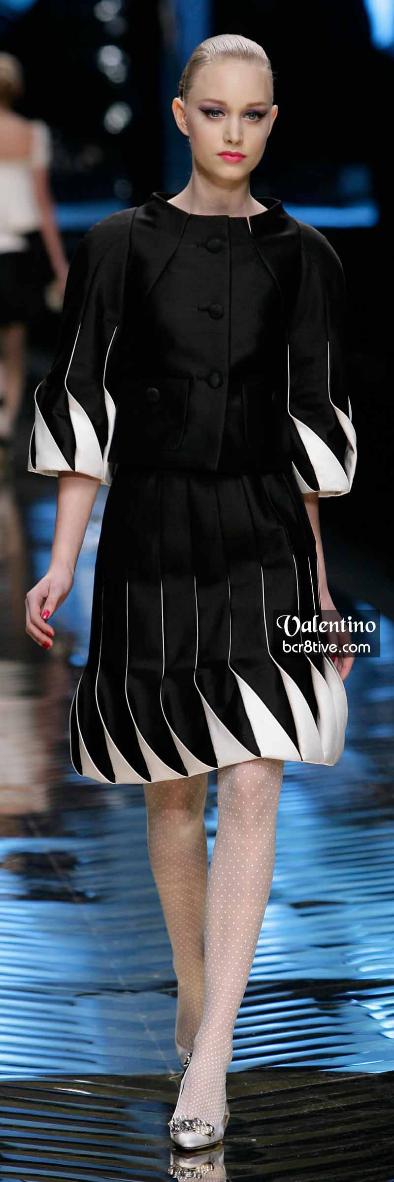 Geometric Influenced Valentino