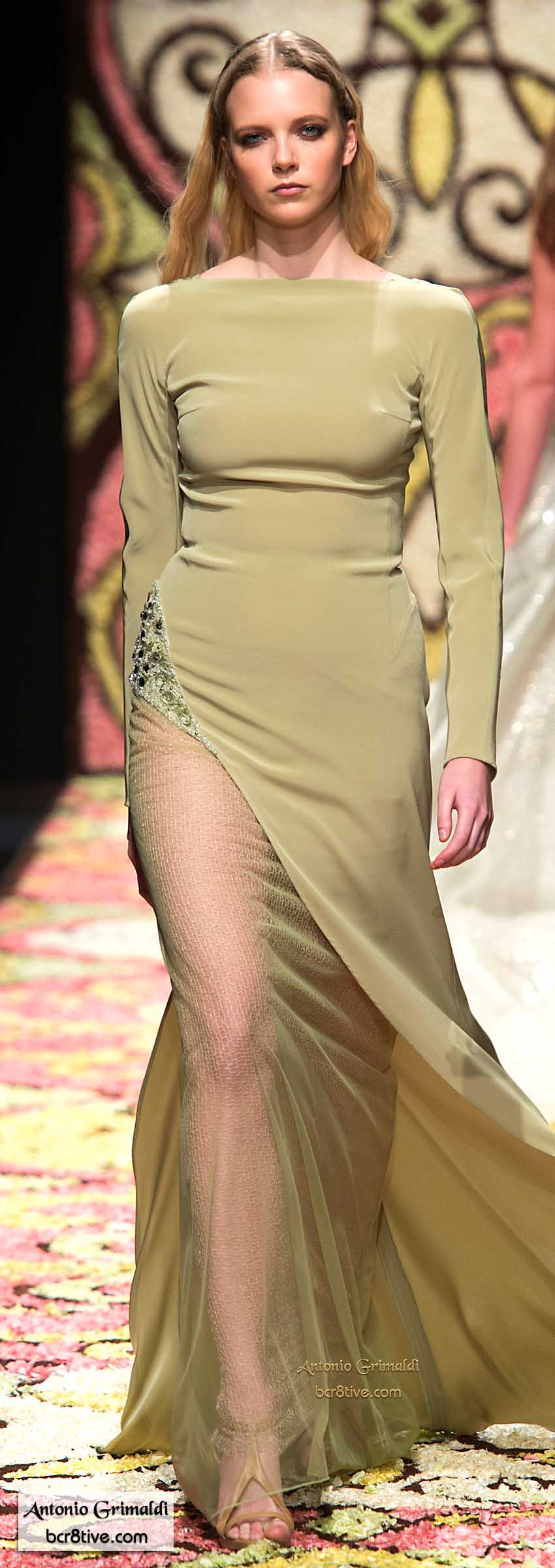 Antonio Grimaldi Spring 2015 Haute Couture