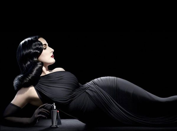 Dita Von Teese - Photo: Ali Mahdavi